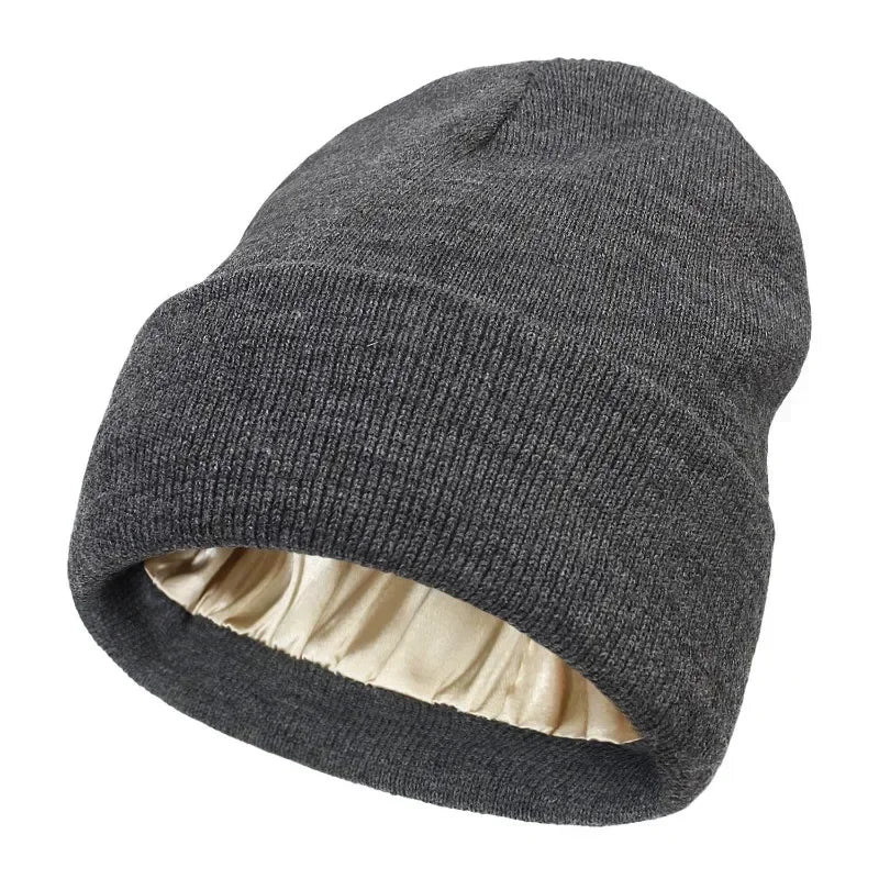 Bonnet d’hiver doublé en satin de soie